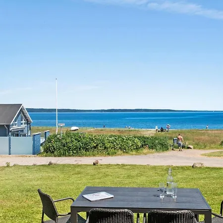 Lovely In With Wifi فيغيرشِه